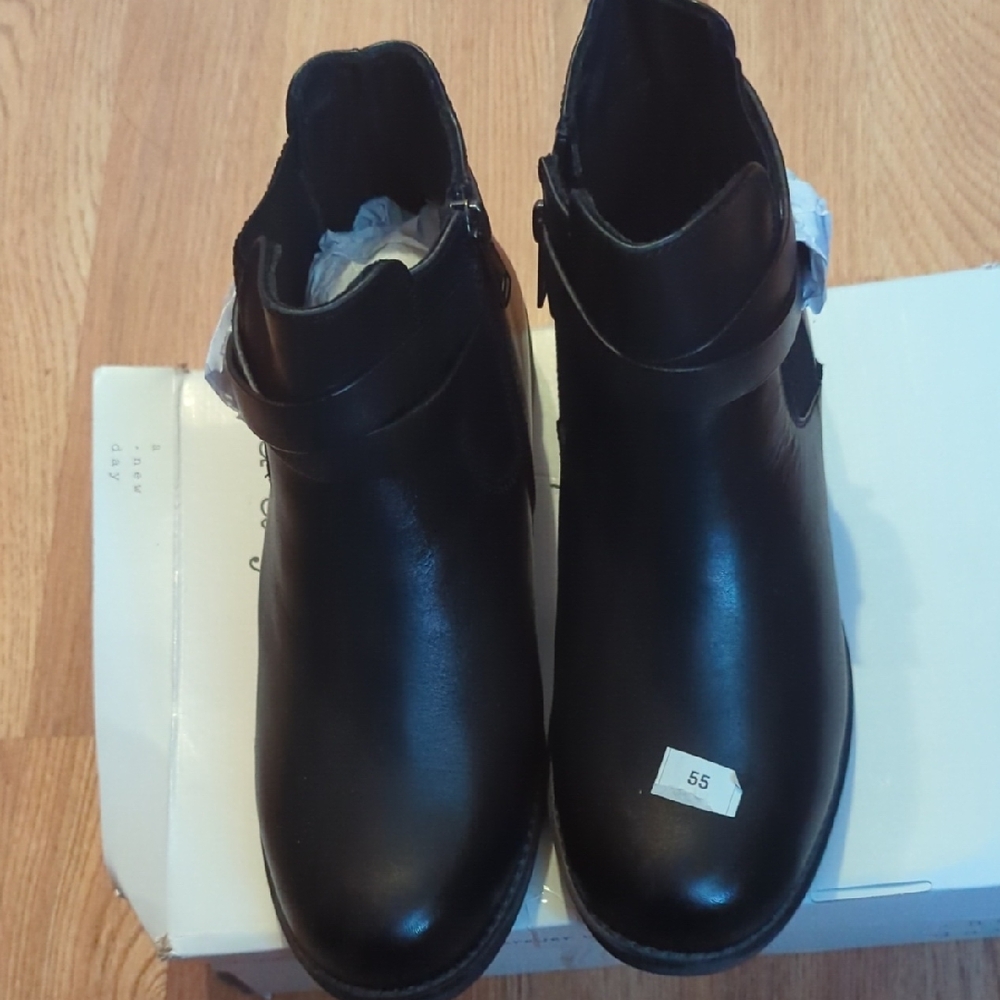 Propet Black Ankle Boots Brand New Without Tags